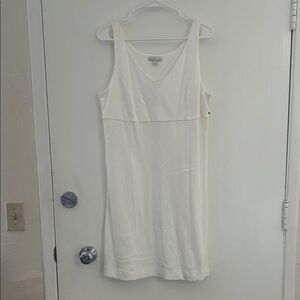 New York & Company Cream Sleeveless Dress